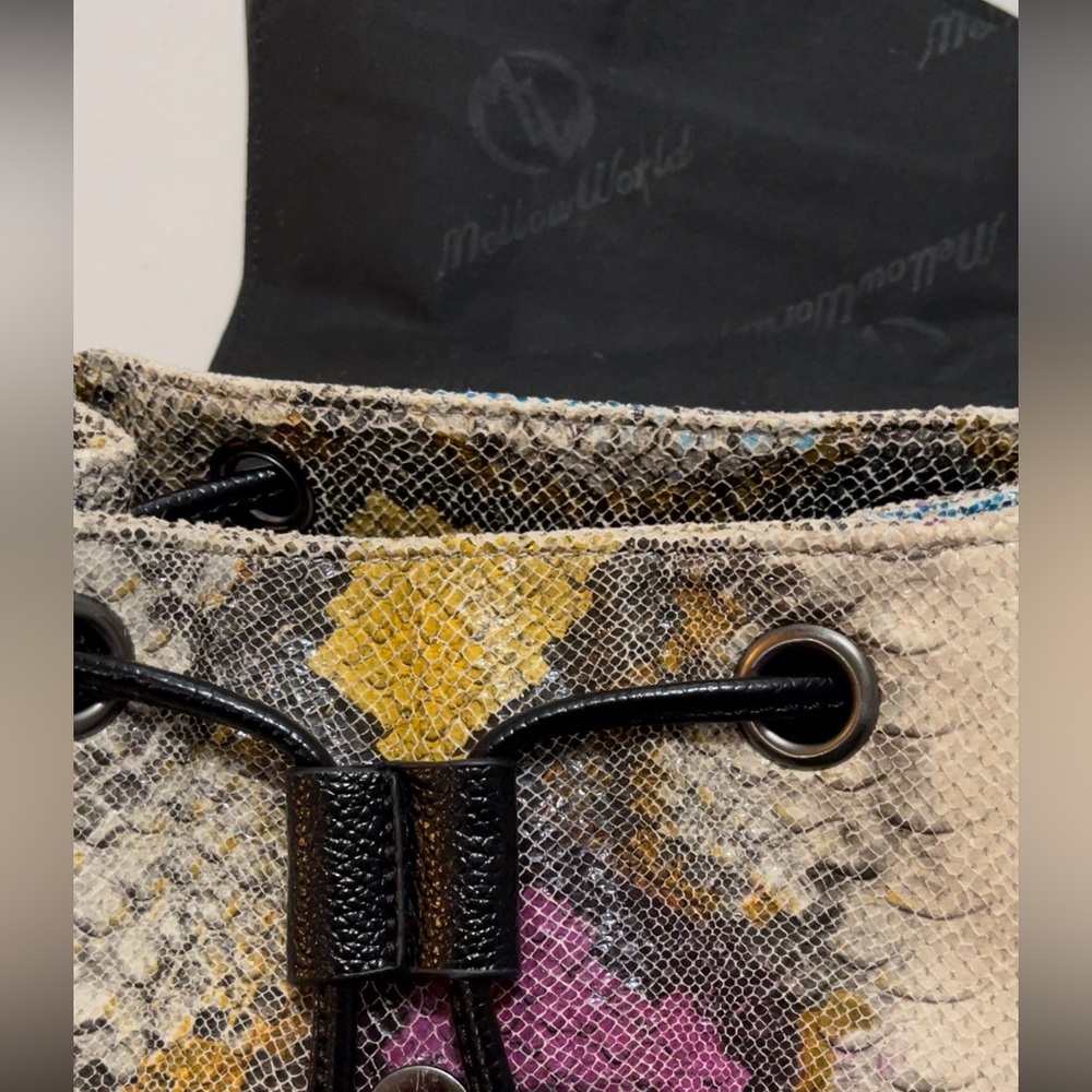 Textured Multicolor Leather Backpack with Black Flap - Picture 6 of 15